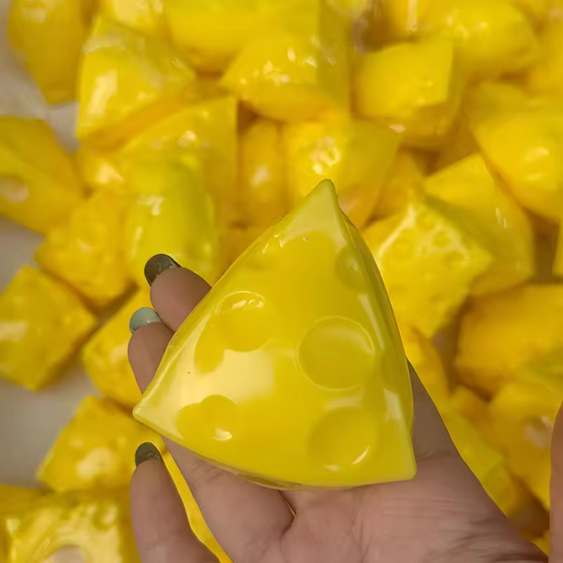 Squishy Mini Cheese Cube Fidge - Electronics Latest Gadgets avaliação e preço