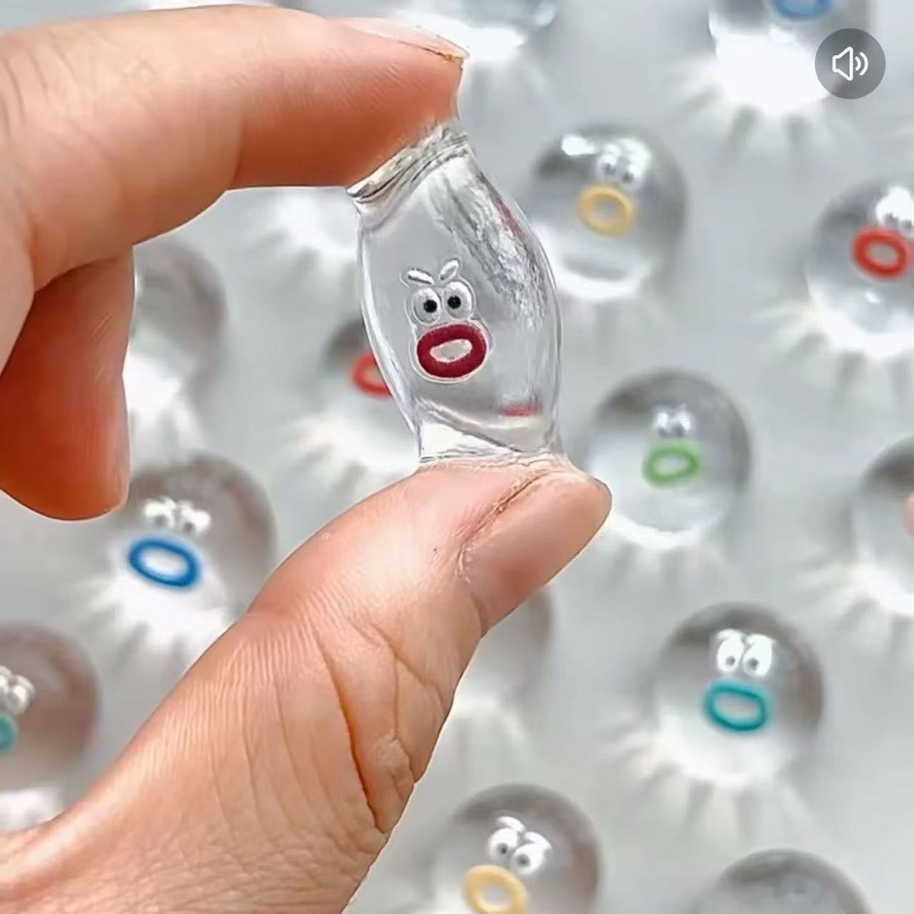 Cute Emoji Soft Mini Silicone  - Electronics Latest Gadgets avaliação e preço